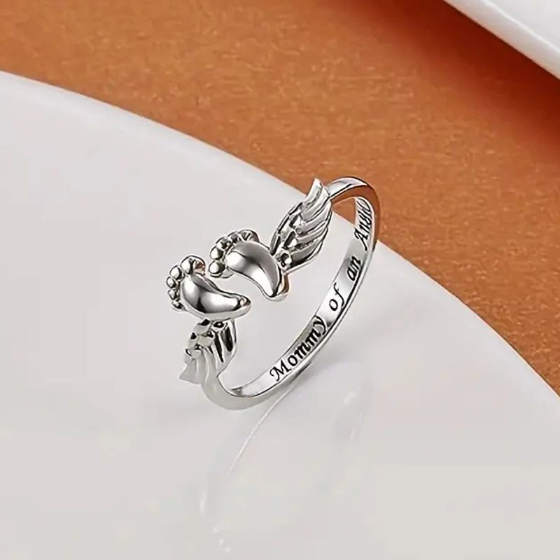 Huitan Mother & Child Angel Wing Ring – Heartfelt Gift for Moms & Women